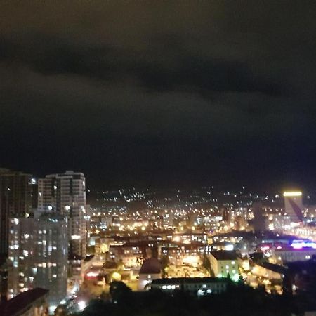 Sky-G Sea View Apartment Batumi Luaran gambar