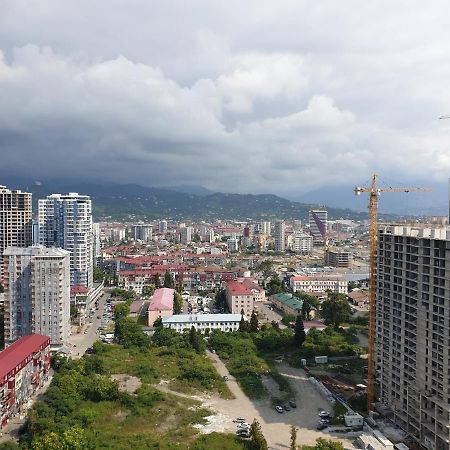 Sky-G Sea View Apartment Batumi Luaran gambar