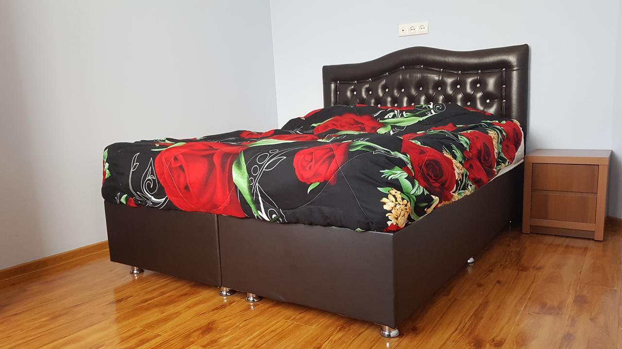 Sky-G Sea View Apartment Batumi Luaran gambar