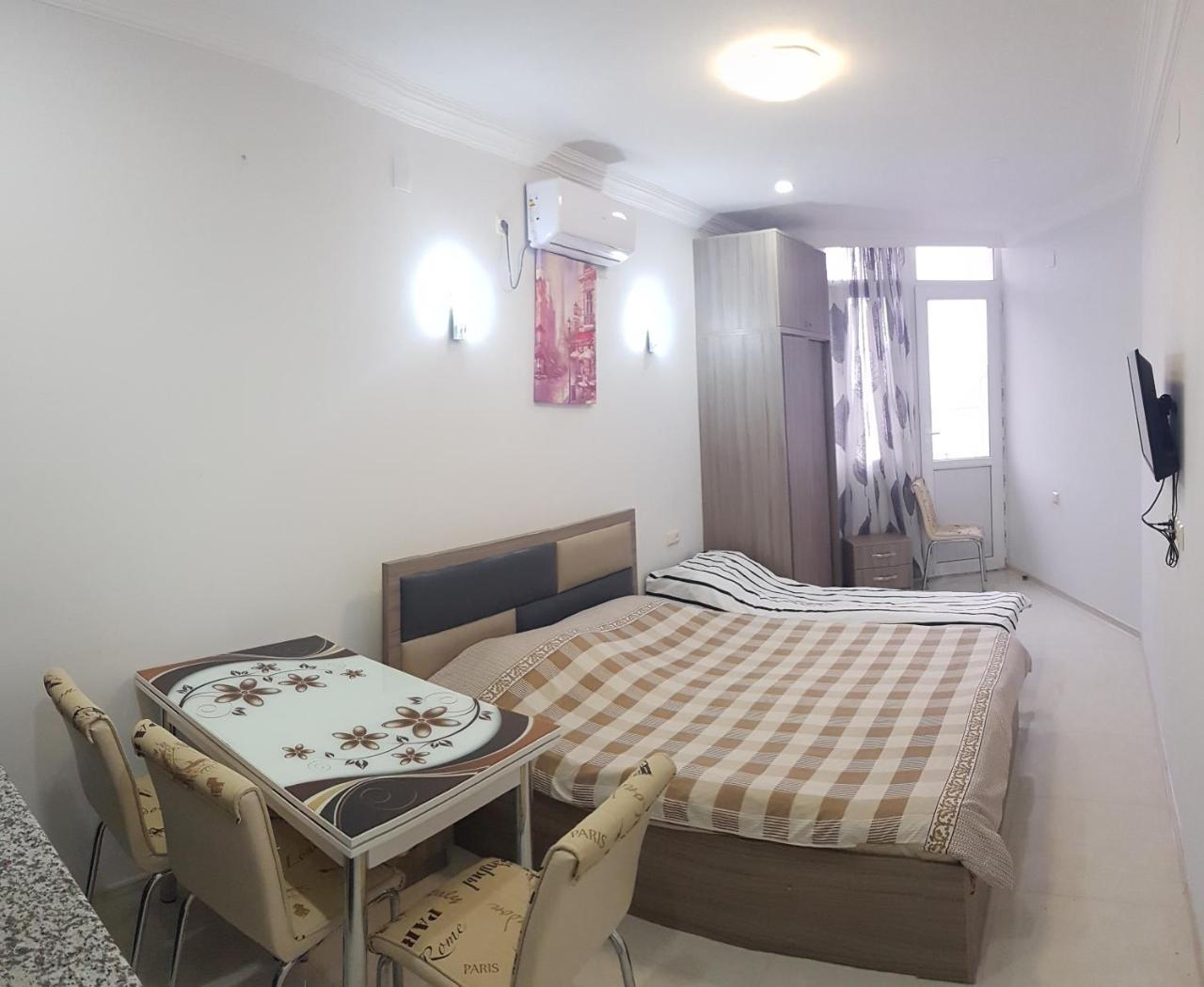 Sky-G Sea View Apartment Batumi Luaran gambar