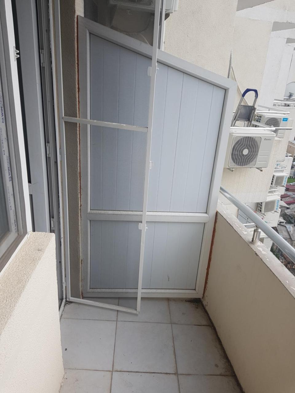 Sky-G Sea View Apartment Batumi Luaran gambar