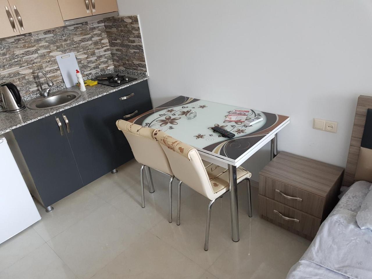 Sky-G Sea View Apartment Batumi Luaran gambar