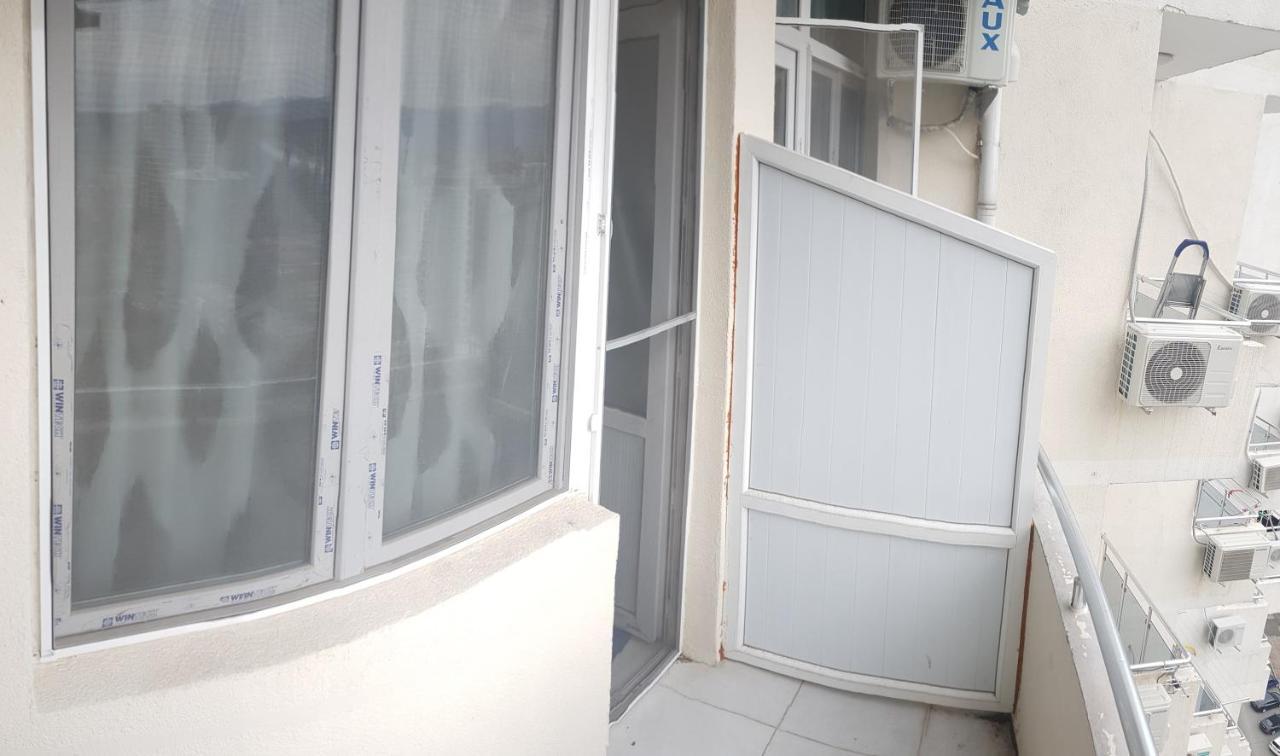 Sky-G Sea View Apartment Batumi Luaran gambar